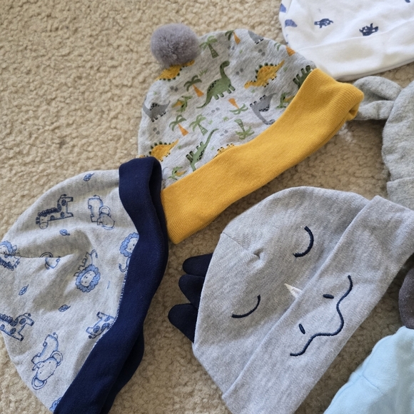 10 Baby Caps Set - Picture 4 of 13